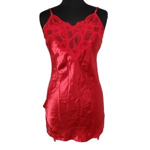 NOS Victoria Secret Gold Label Red Lace Trim Nighty Valentines!! Sz M